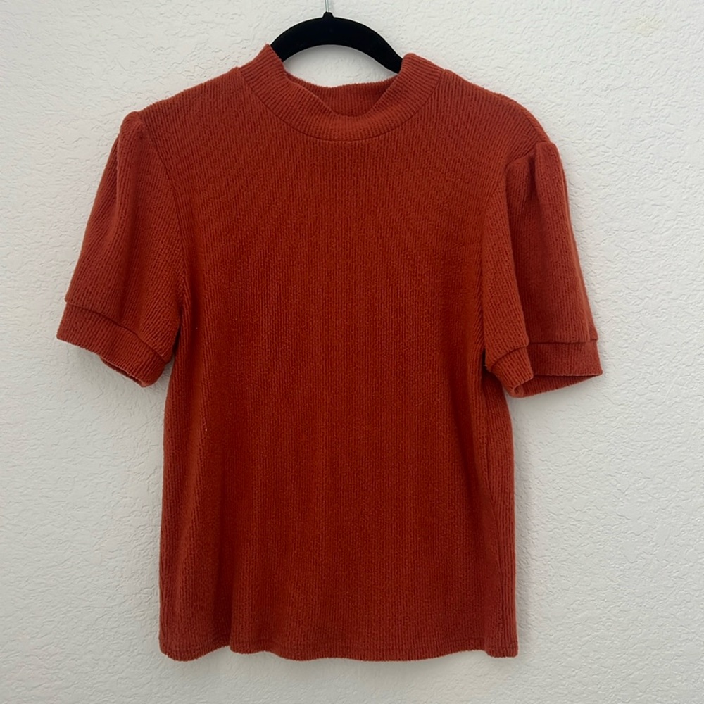Acemi Rust Colored Top